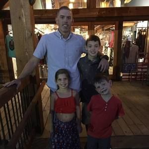 Meet your Posher, Brandon